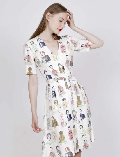 VESTIDO ESCRITORAS
