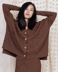 cardigan sencillo chocolate