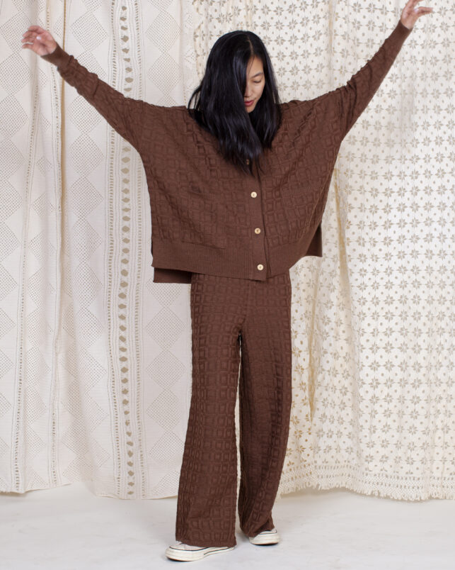 pantalon sencillo chocolate - Imagen 3