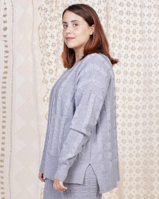 cardigan sencillo grey - Imagen 4