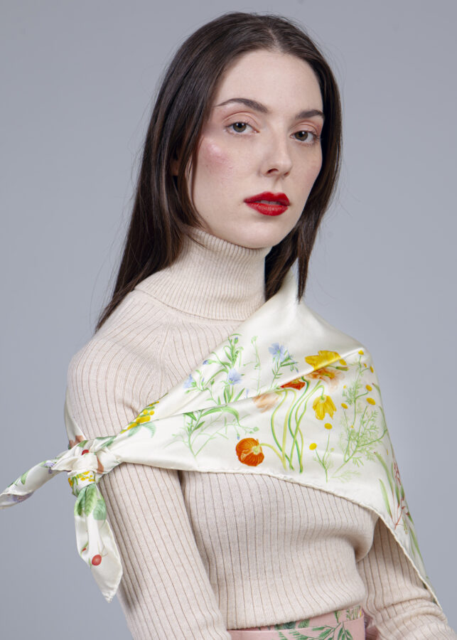 PAÑUELO BLOOM MARFIL