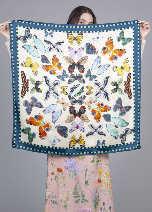 pañuelo mariposas - Imagen 3