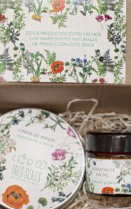 caja crema facial y crema manos