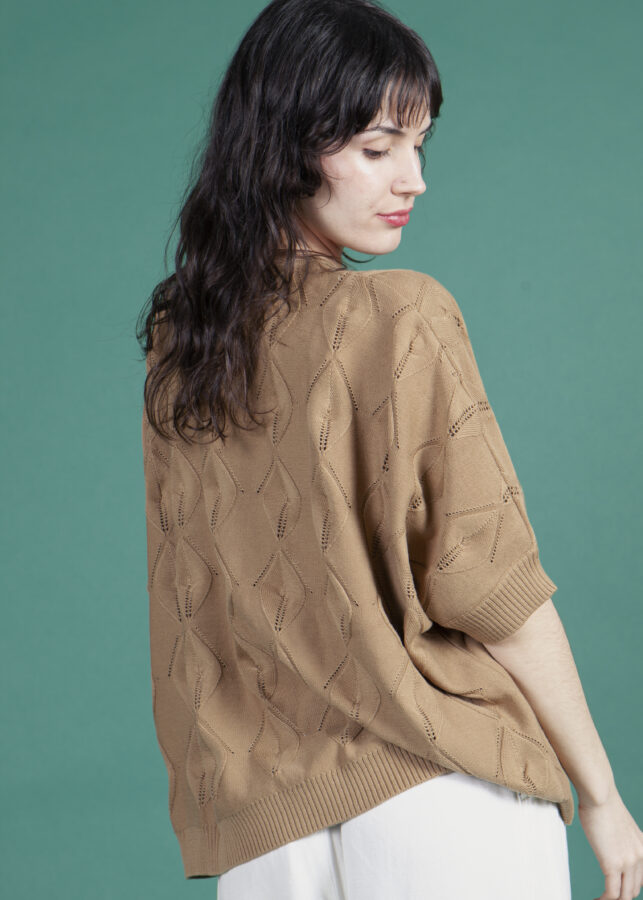 TOP HOJAS CAMEL - Imagen 4