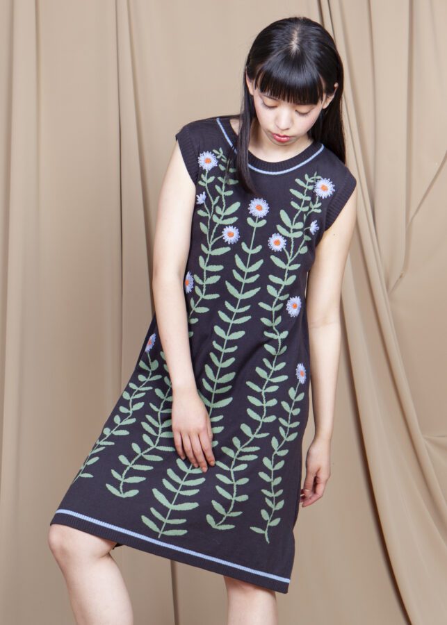 vestido ramas bordado