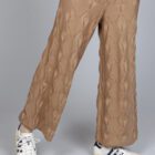 PANTALÓN HOJAS CAMEL - Imagen 3