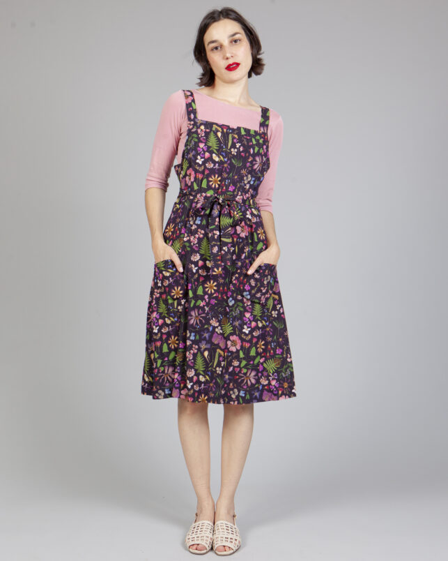 vestido delantal solsticio