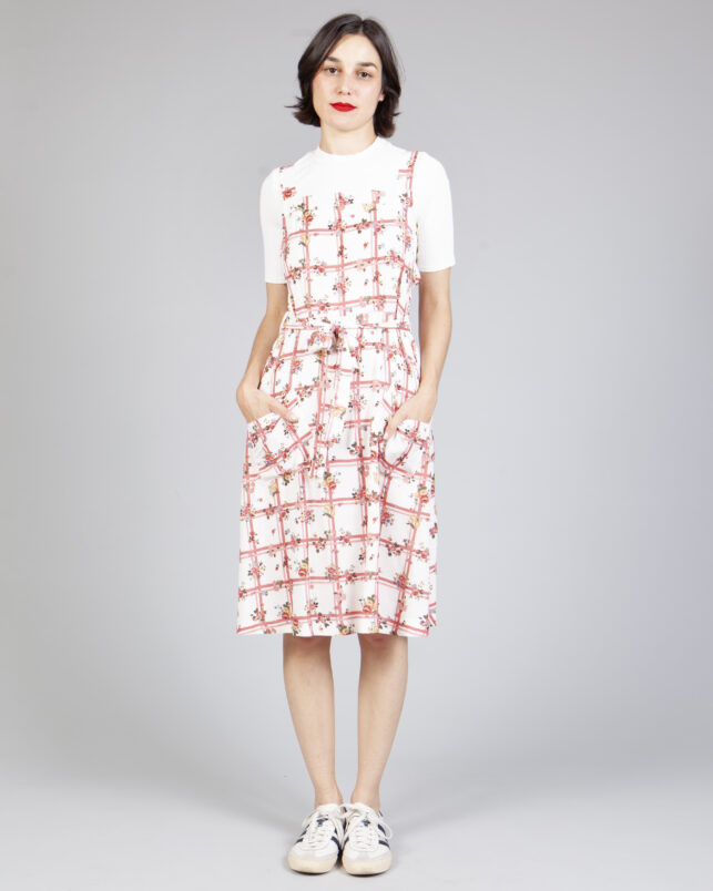 vestido delantal roses rojo - Imagen 2