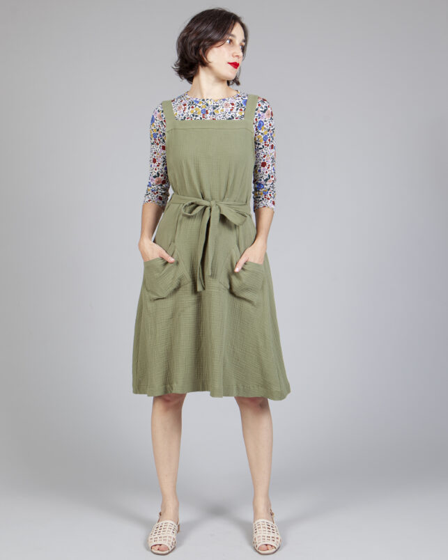 vestido delantal oliva - Imagen 2