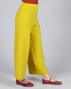Pantalón sencillo limón