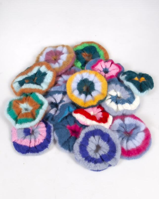 scrunchie rainbow - Imagen 2