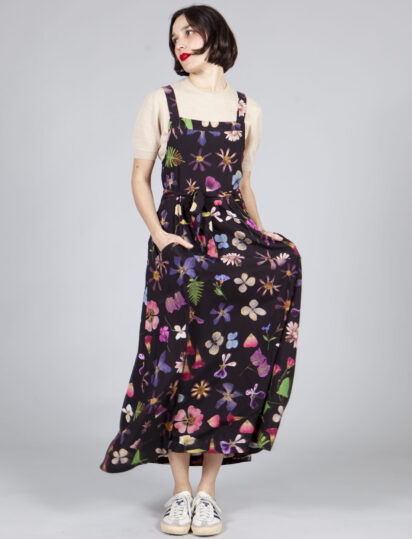 vestido delantal solsticio