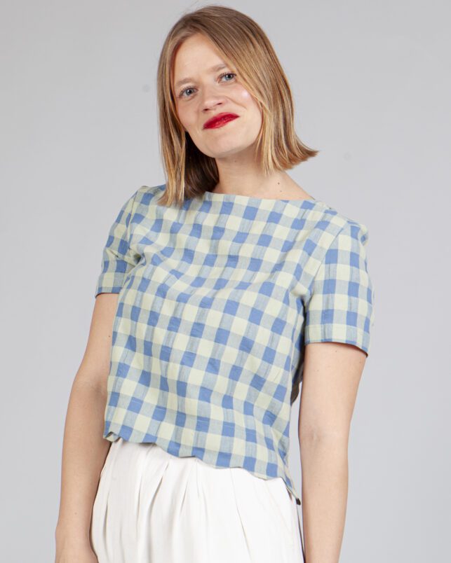 blusa amuleto