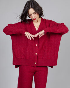 Cardigan sencillo burgundy