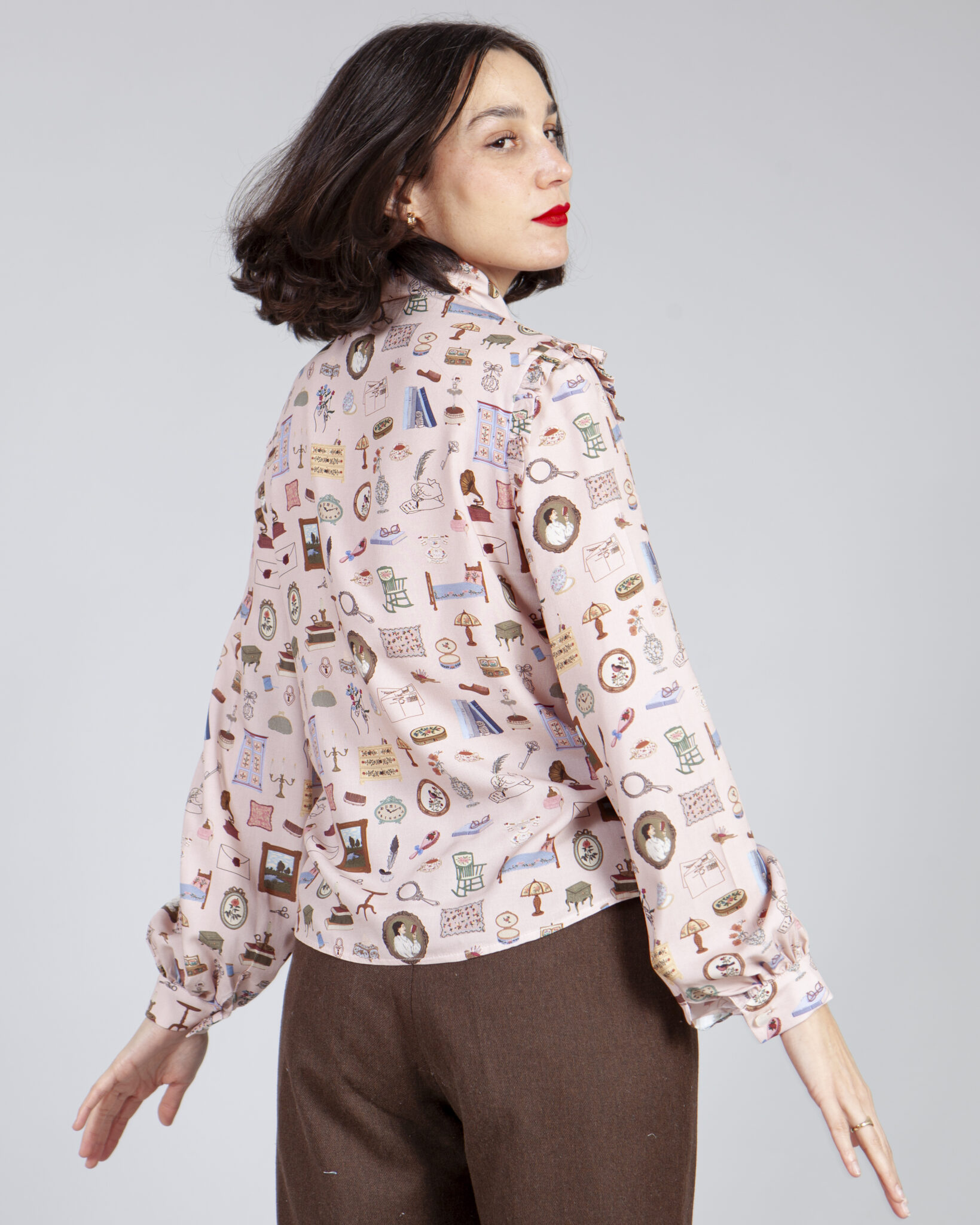 blusa room - Imagen 4